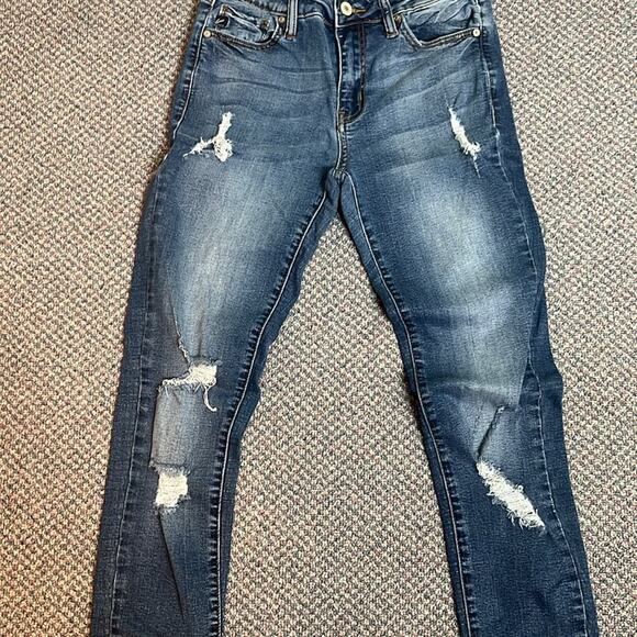Kancan High Rise distressed Skinny 7/27 - Picture 2 of 4